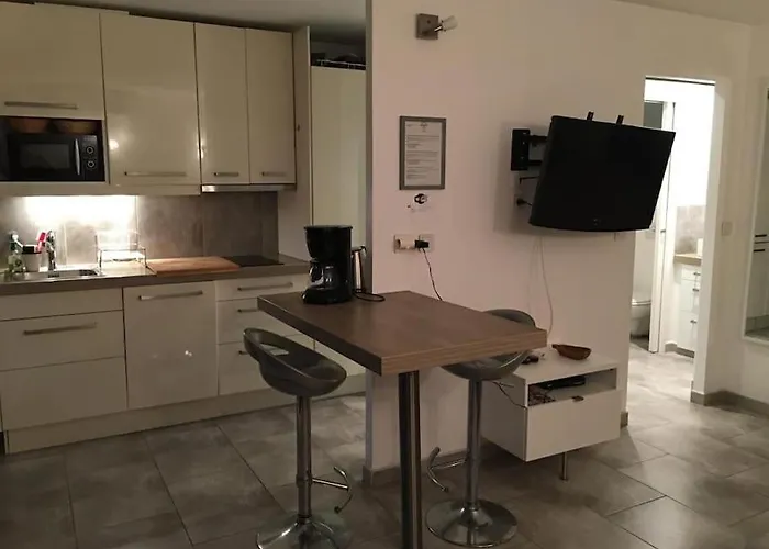 39, Port Nature, Au Village Naturiste * アグド